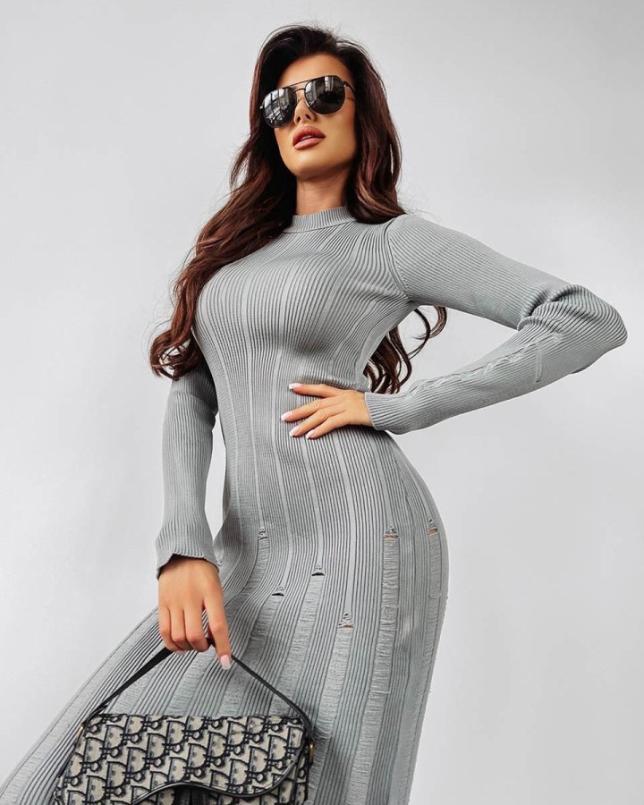 Sukienka OLAVOGA BITSY 2024 szary - FashionPlace - 2