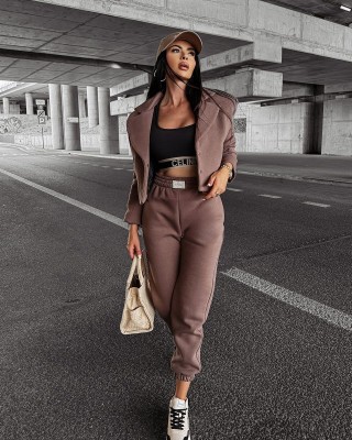 Marynarka damska OLAVOGA MOCHA 2024 kakao - FashionPlace - 1
