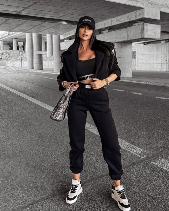 Marynarka damska OLAVOGA MOCHA 2024 czerń - FashionPlace - 1