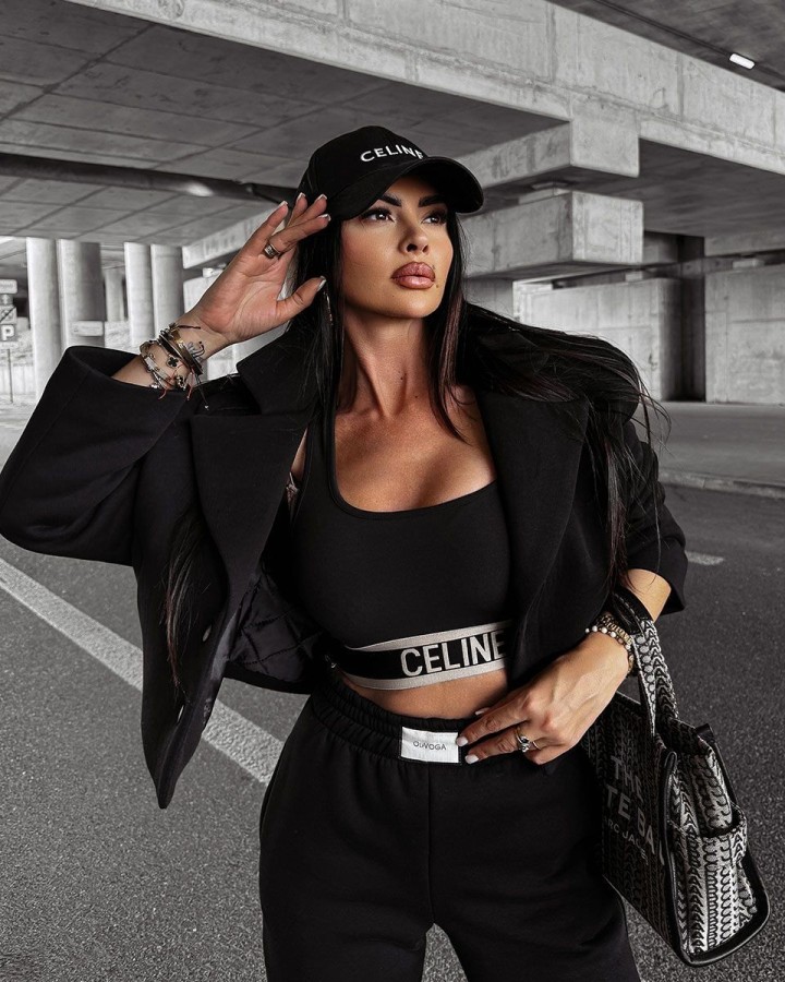 Marynarka damska OLAVOGA MOCHA 2024 czerń - FashionPlace - 2