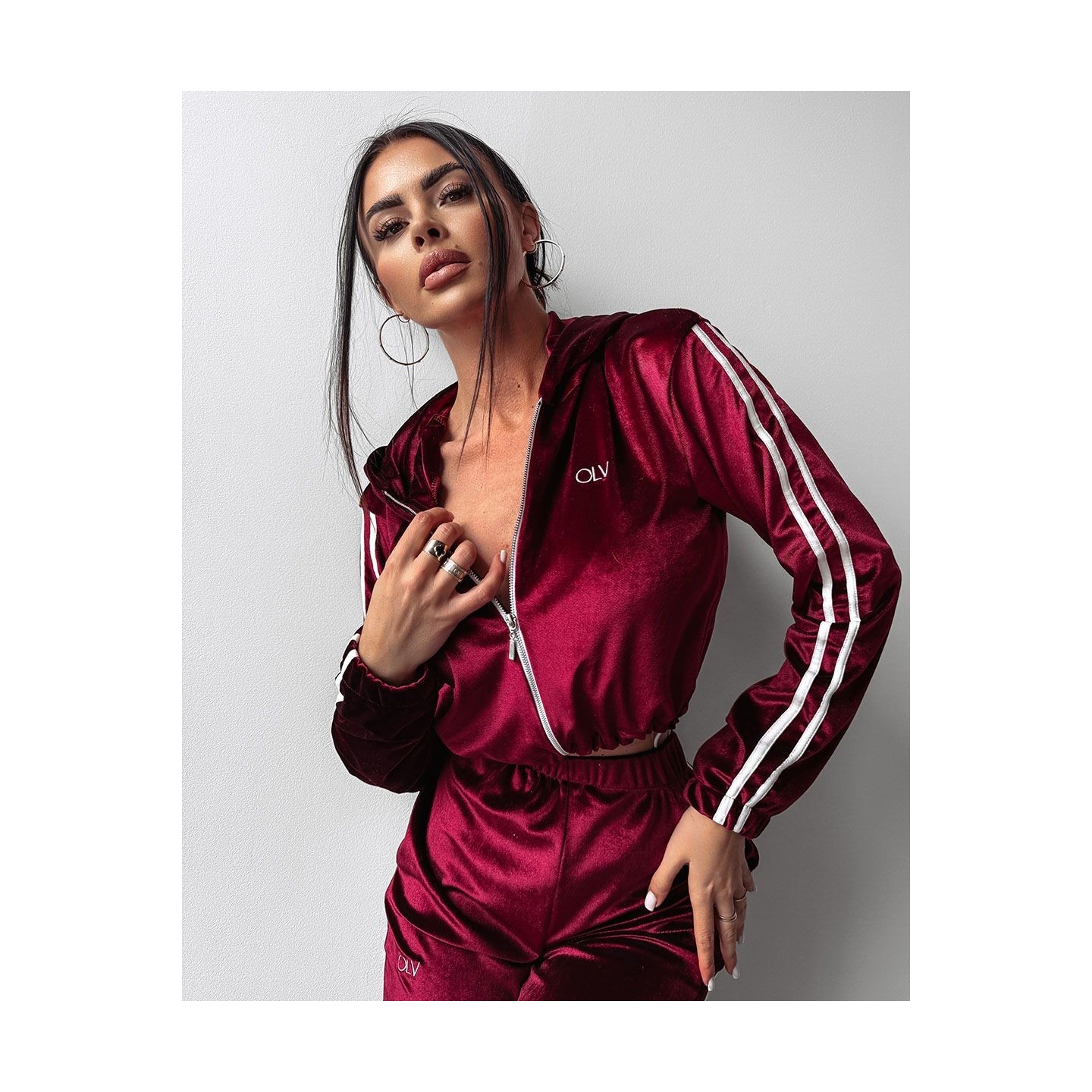 Komplet damski OLAVOGA JUNTO 2024 bordo - FashionPlace - 3