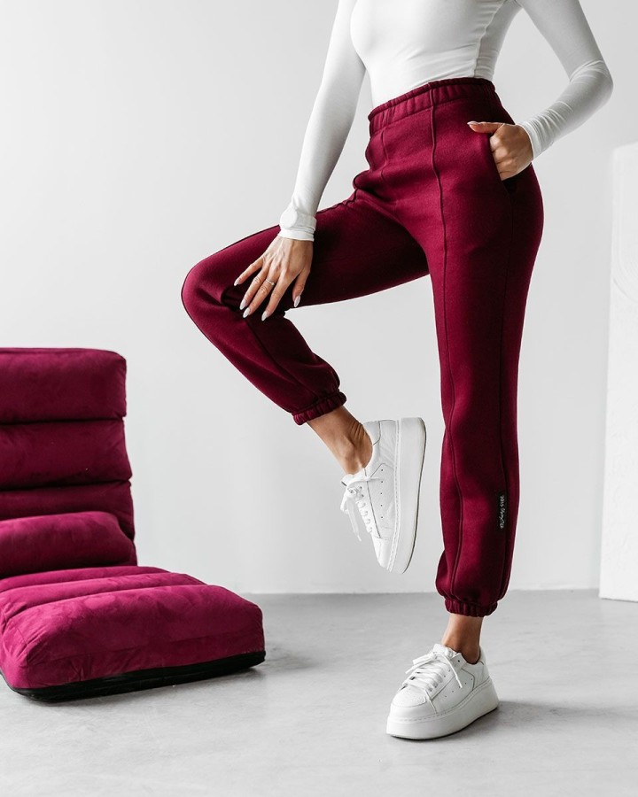 Spodnie damskie OLAVOGA TELO 2025 bordo - FashionPlace - 2