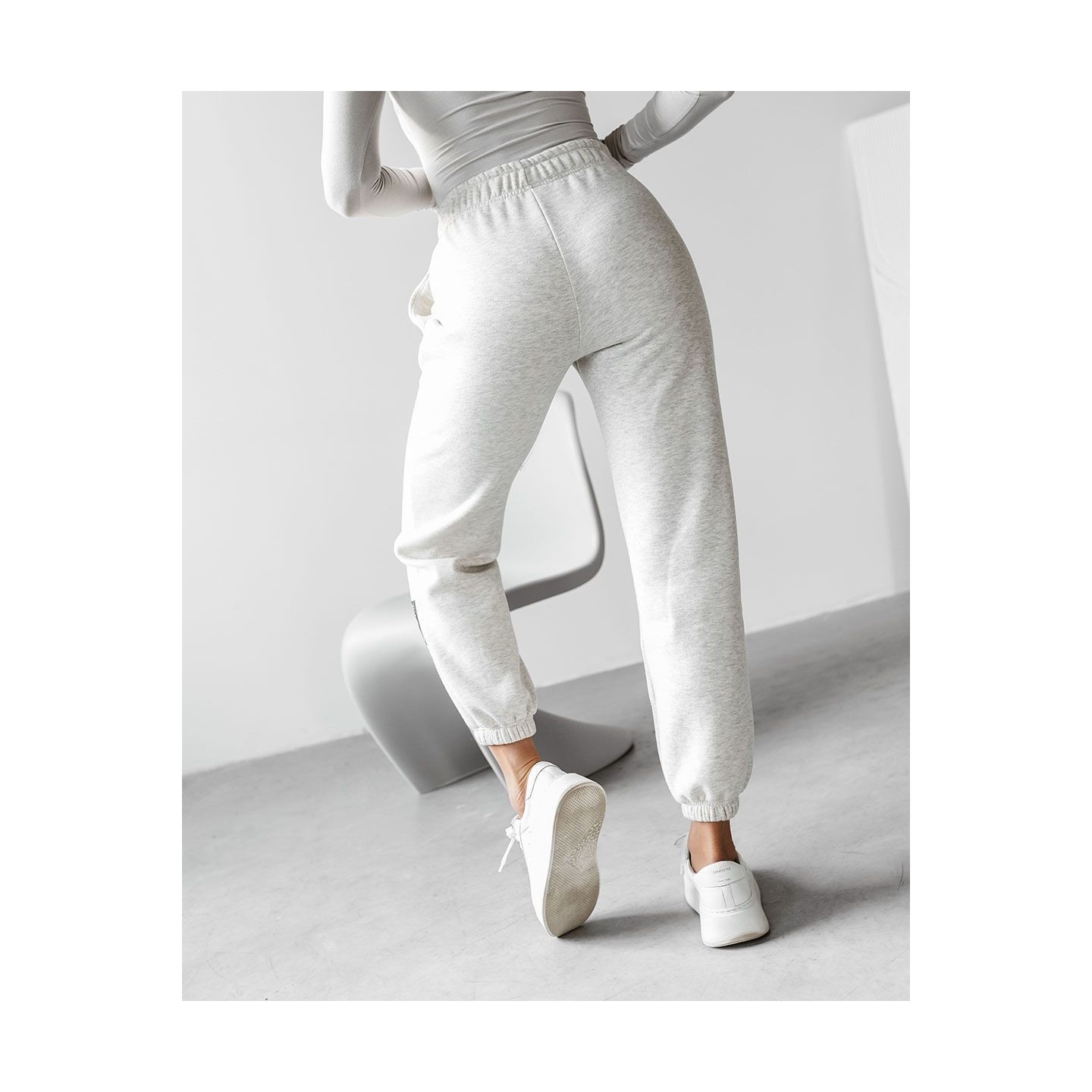 Spodnie damskie OLAVOGA TELO 2025 szare - FashionPlace - 3