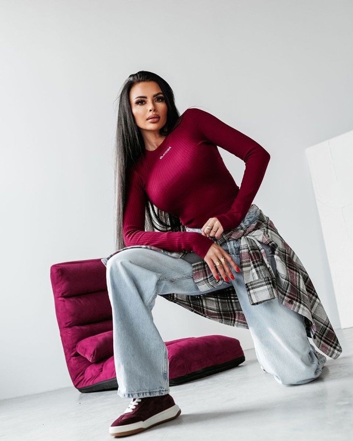 Bluzka damska OLAVOGA ATLANTA 2025 bordo - FashionPlace - 1