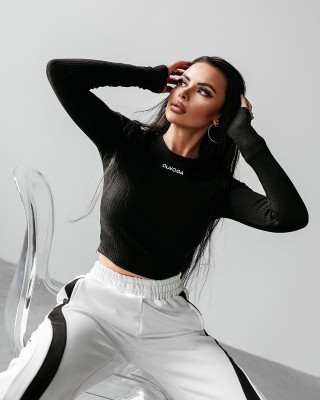 Bluzka damska OLAVOGA ATLANTA 2025 czerń - FashionPlace - 1