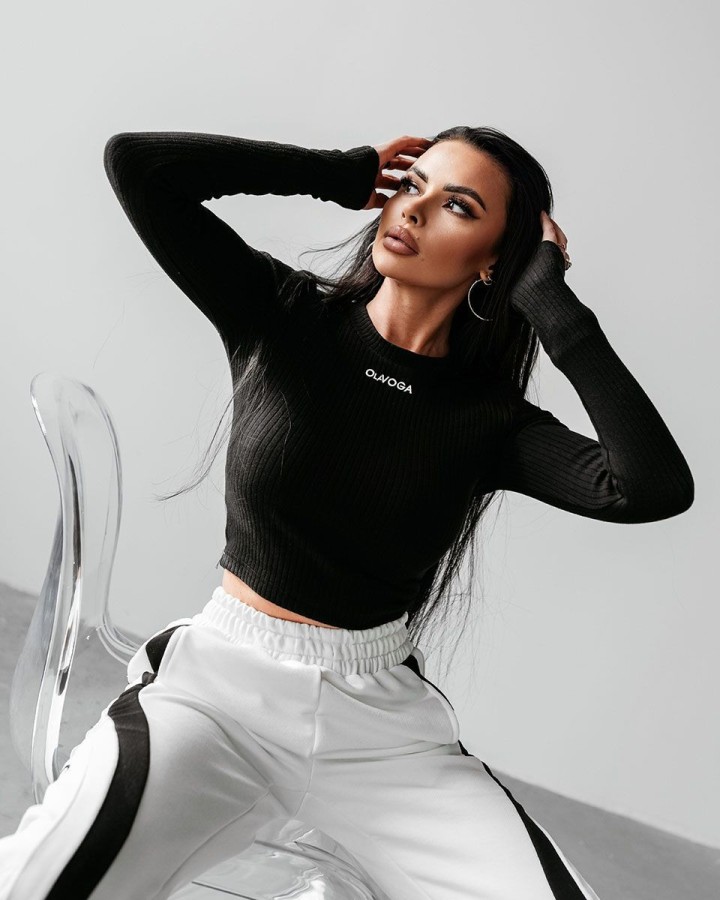 Bluzka damska OLAVOGA ATLANTA 2025 czerń - FashionPlace - 1