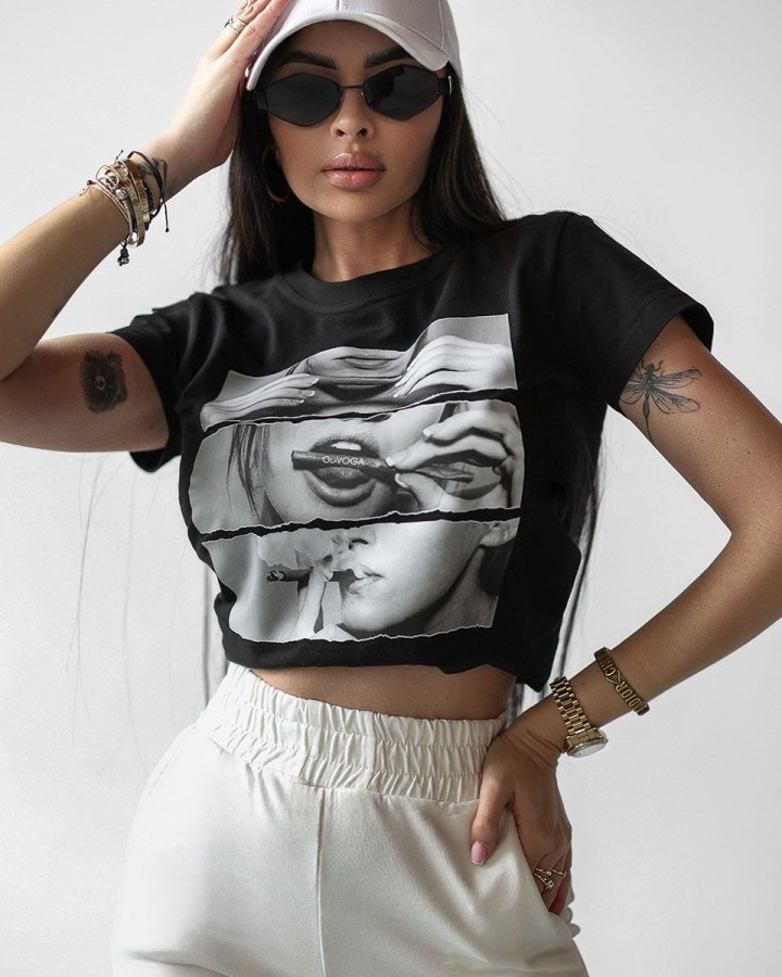 T-shirt damski OLAVOGA LABIOS 2025 czerń - FashionPlace - 3