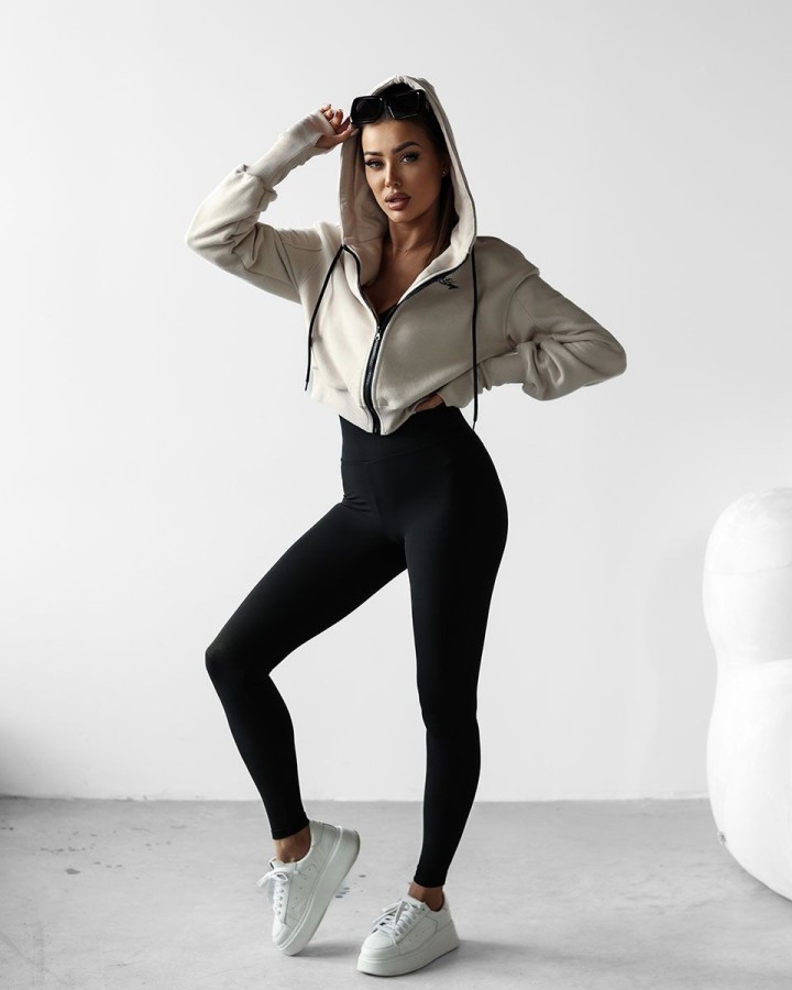 Bluza damska OLAVOGA NIVRA 2025 beż - FashionPlace - 2