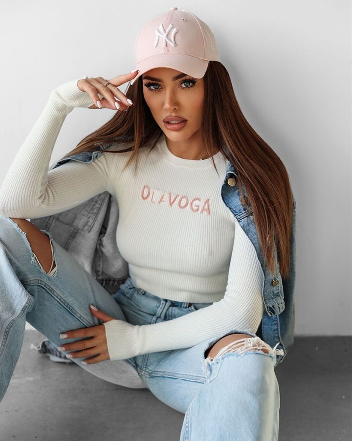 Sweter damski OLAVOGA JACQUELINE 2025 ecru - FashionPlace - 2