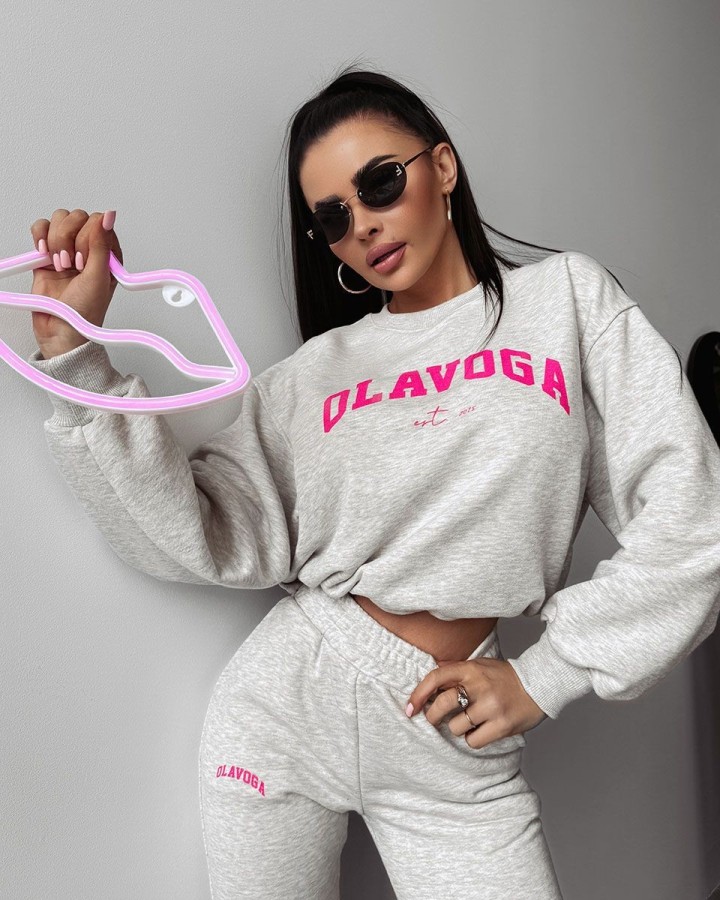 Komplet damski OLAVOGA PLETTO 2025 szary - FashionPlace - 4
