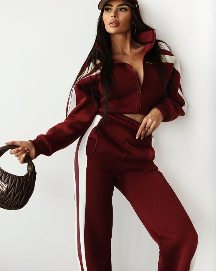 Komplet damski OLAVOGA DABI 2025 bordo - FashionPlace - 1