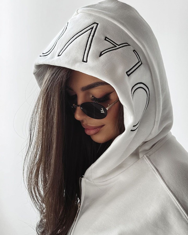 Bluza damska OLAVOGA MOLETO 2025 ecru - FashionPlace - 2