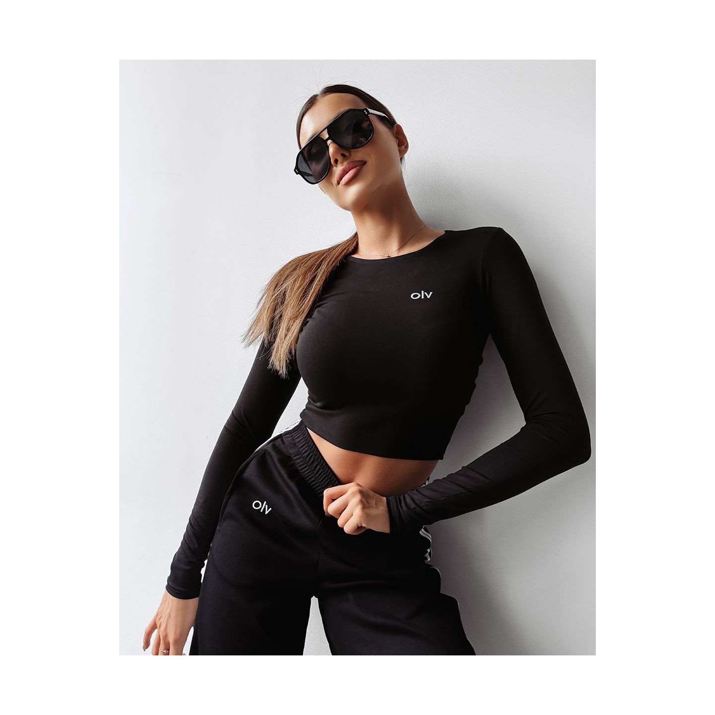 Bluzka damska OLAVOGA KOROTO 2025 czerń - FashionPlace - 3