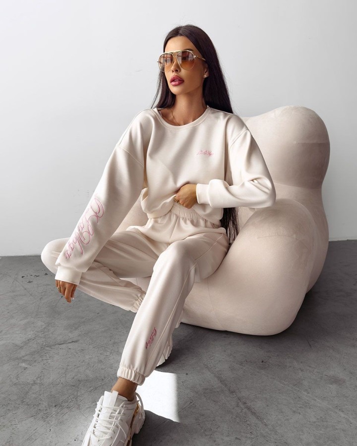 Komplet damski OLAVOGA BRANCH 2025 cream - FashionPlace - 2