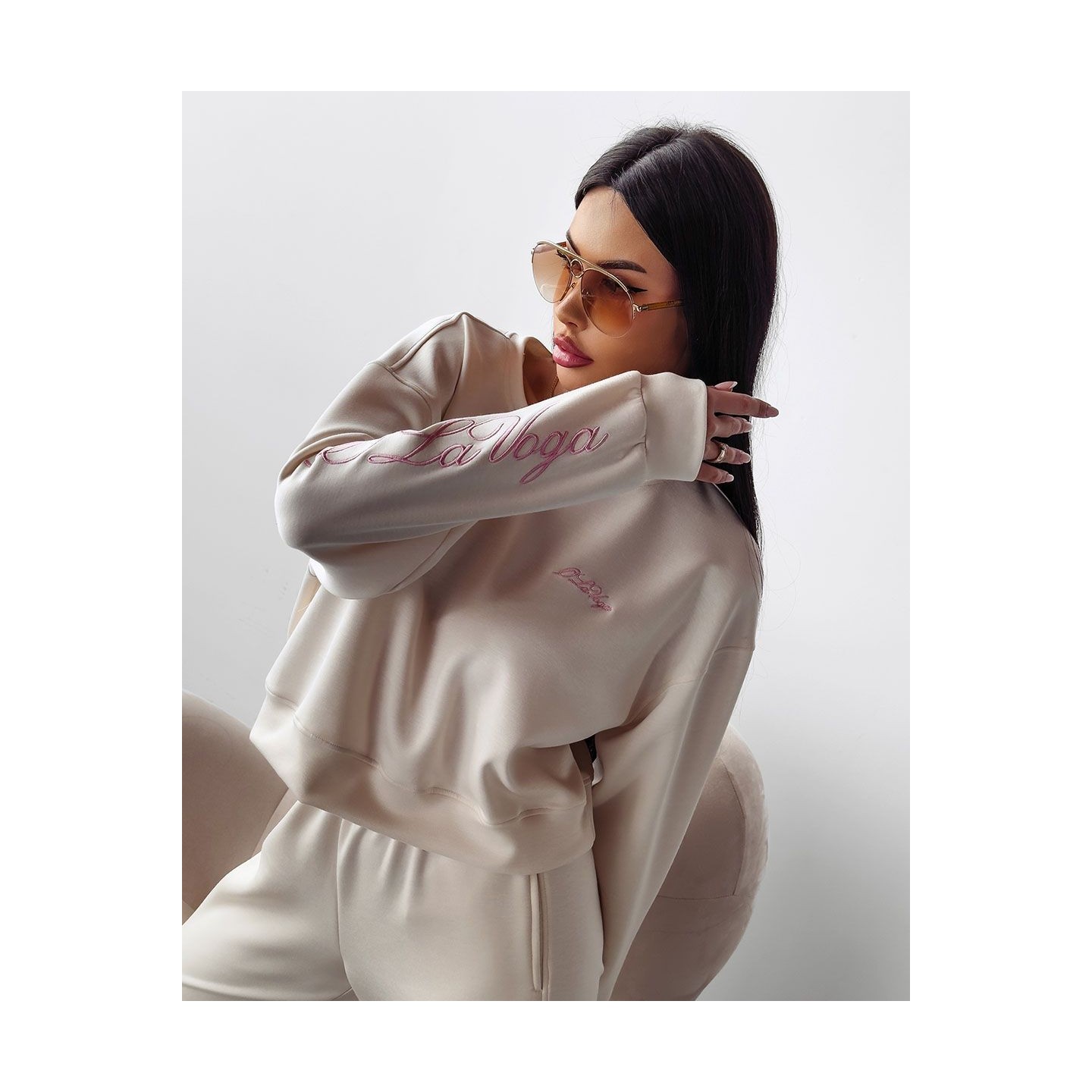 Komplet damski OLAVOGA BRANCH 2025 cream - FashionPlace - 3
