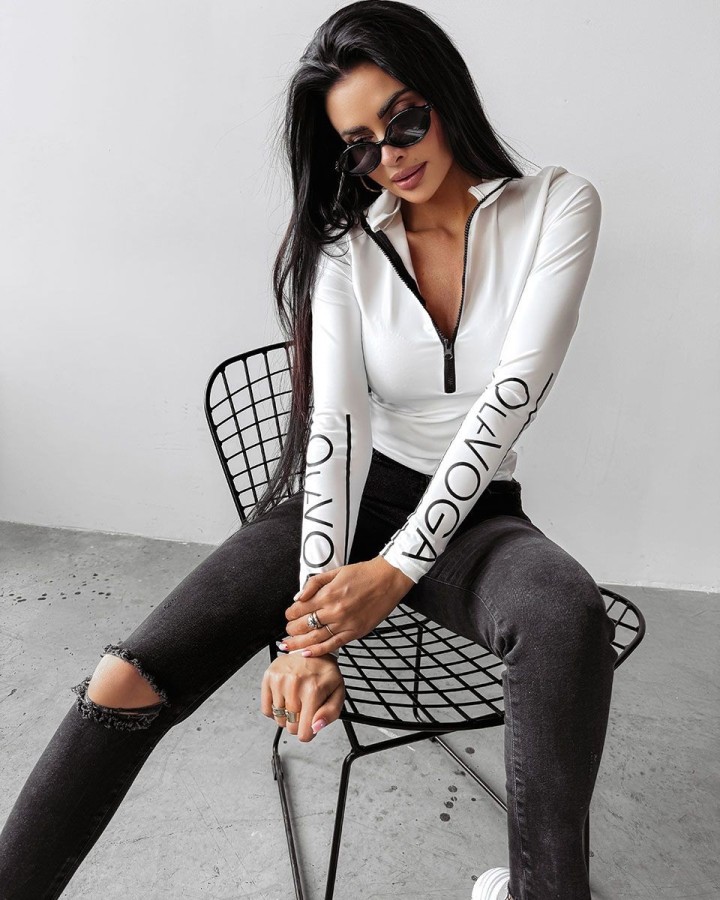 Bluzka damska OLAVOGA BIANKO 2025 ecru - FashionPlace - 1