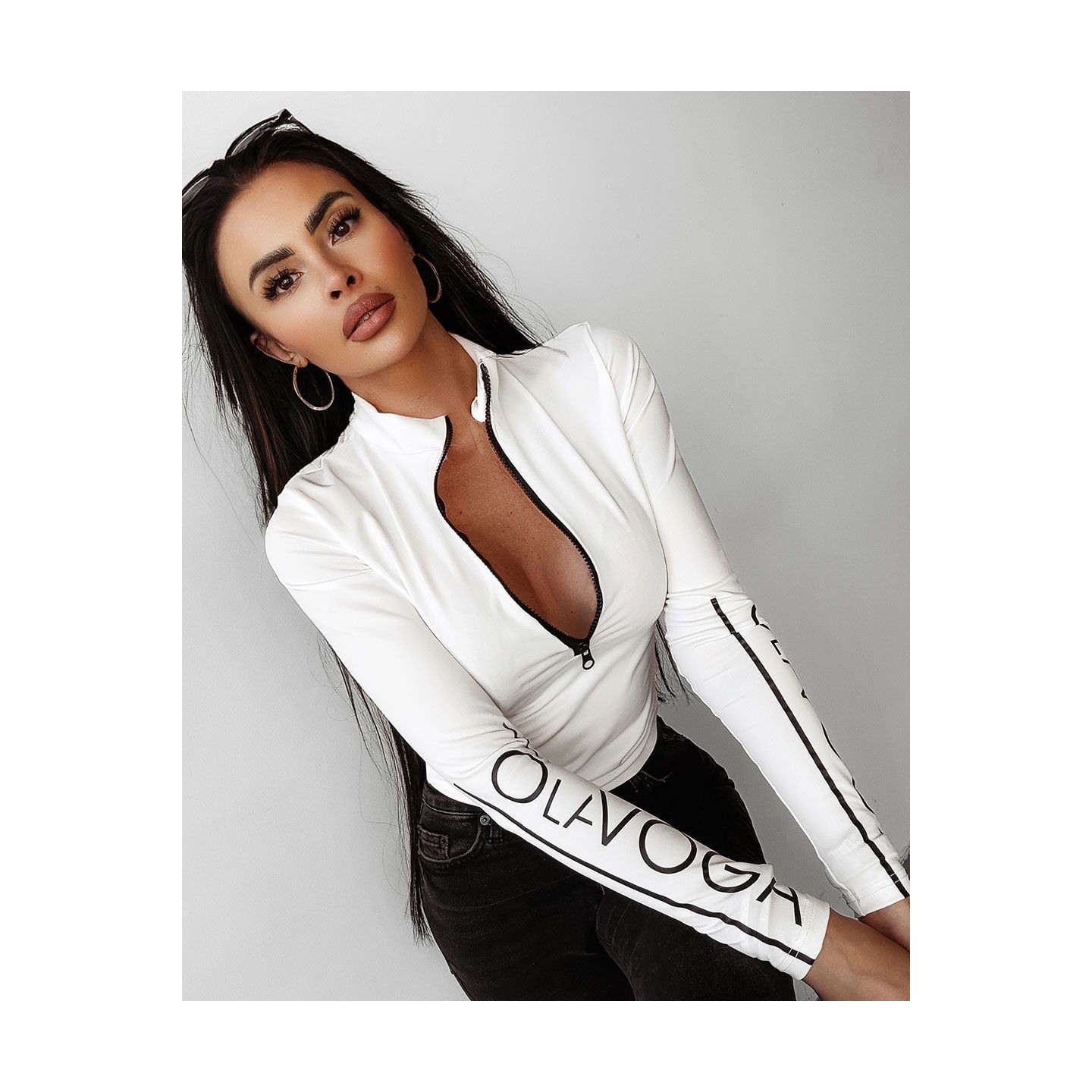 Bluzka damska OLAVOGA BIANKO 2025 ecru - FashionPlace - 3