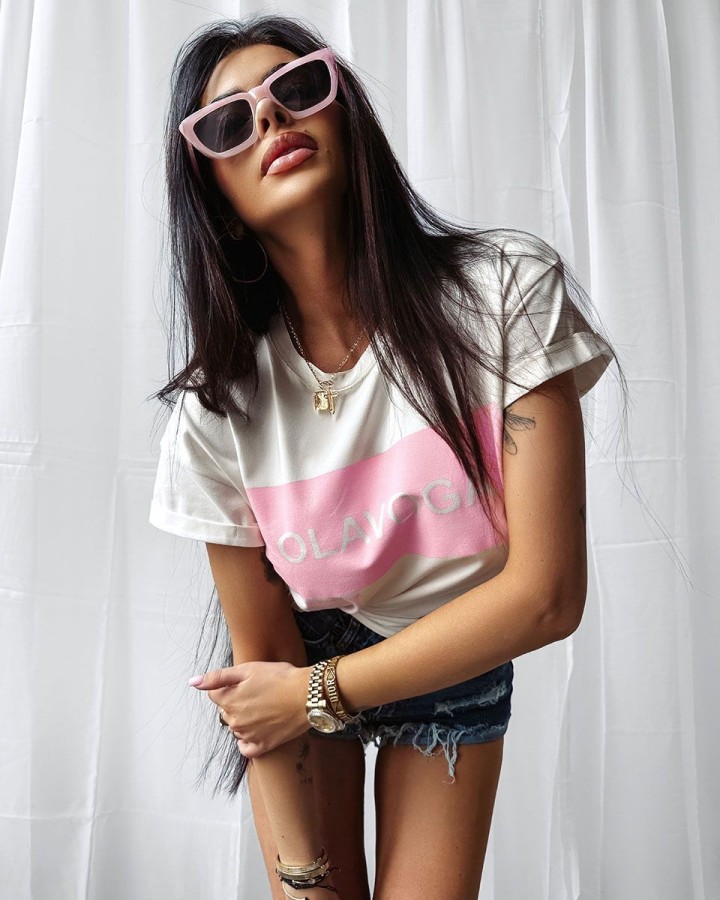 T-shirt damski OLAVOGA SNACK 2025 ecru - FashionPlace - 3