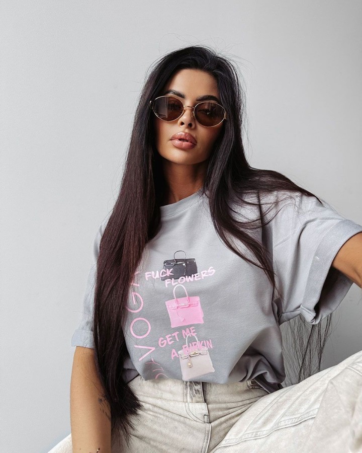 T-shirt damski OLAVOGA MELANIA 2025 szary - FashionPlace - 2