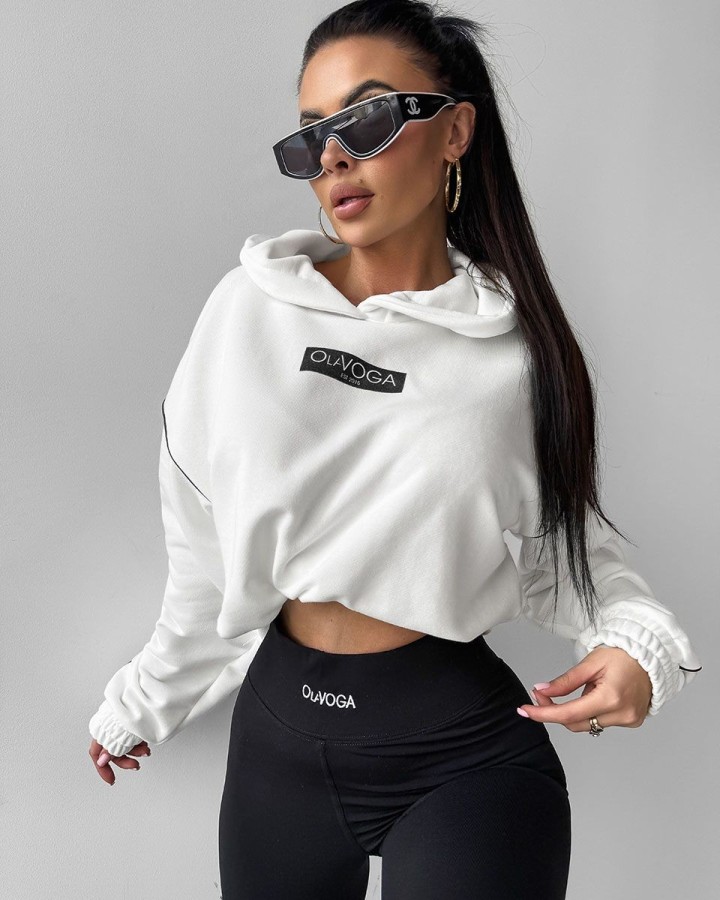 Bluza damska OLAVOGA DIDACTIC 2025 biała - FashionPlace - 2