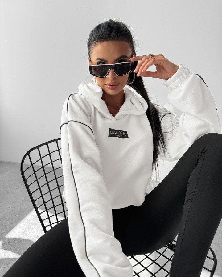 Bluza damska OLAVOGA DIDACTIC 2025 biała - FashionPlace - 3