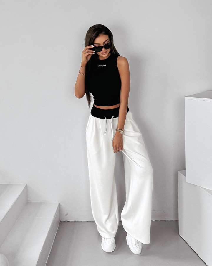 Top damski OLAVOGA LOMBI 2025 czerń - FashionPlace - 2