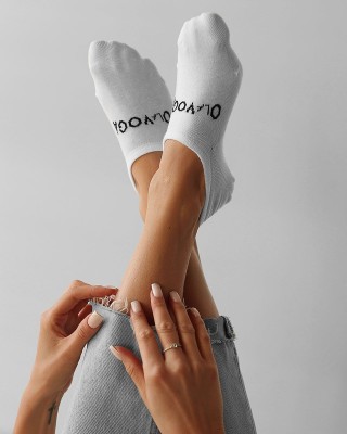Skarpetki damskie OLAVOGA WOMAN SOCKS 2025 ecru - FashionPlace - 1