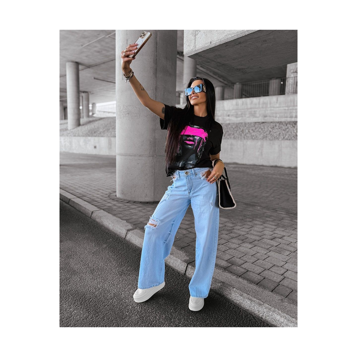 T-shirt damski OLAVOGA TENTE 2025 czerń - FashionPlace - 3