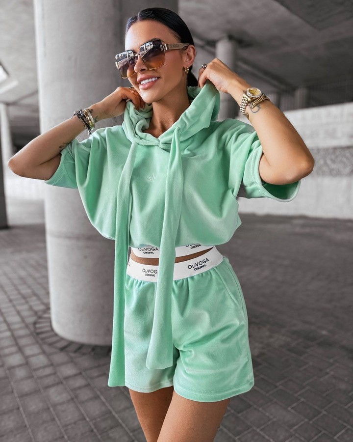 Komplet damski OLAVOGA SIBE 2025 pistacja - FashionPlace - 1