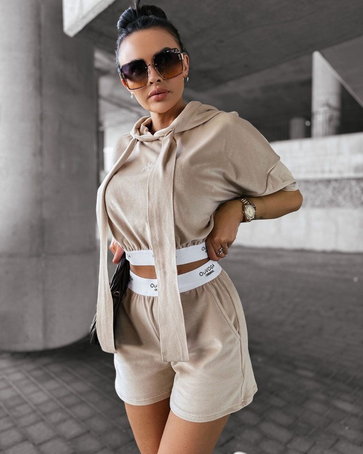 Komplet damski OLAVOGA SIBE 2025 beż - FashionPlace - 1