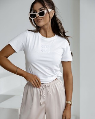T-shirt damski OLAVOGA LOE 2025 ecru - FashionPlace - 1